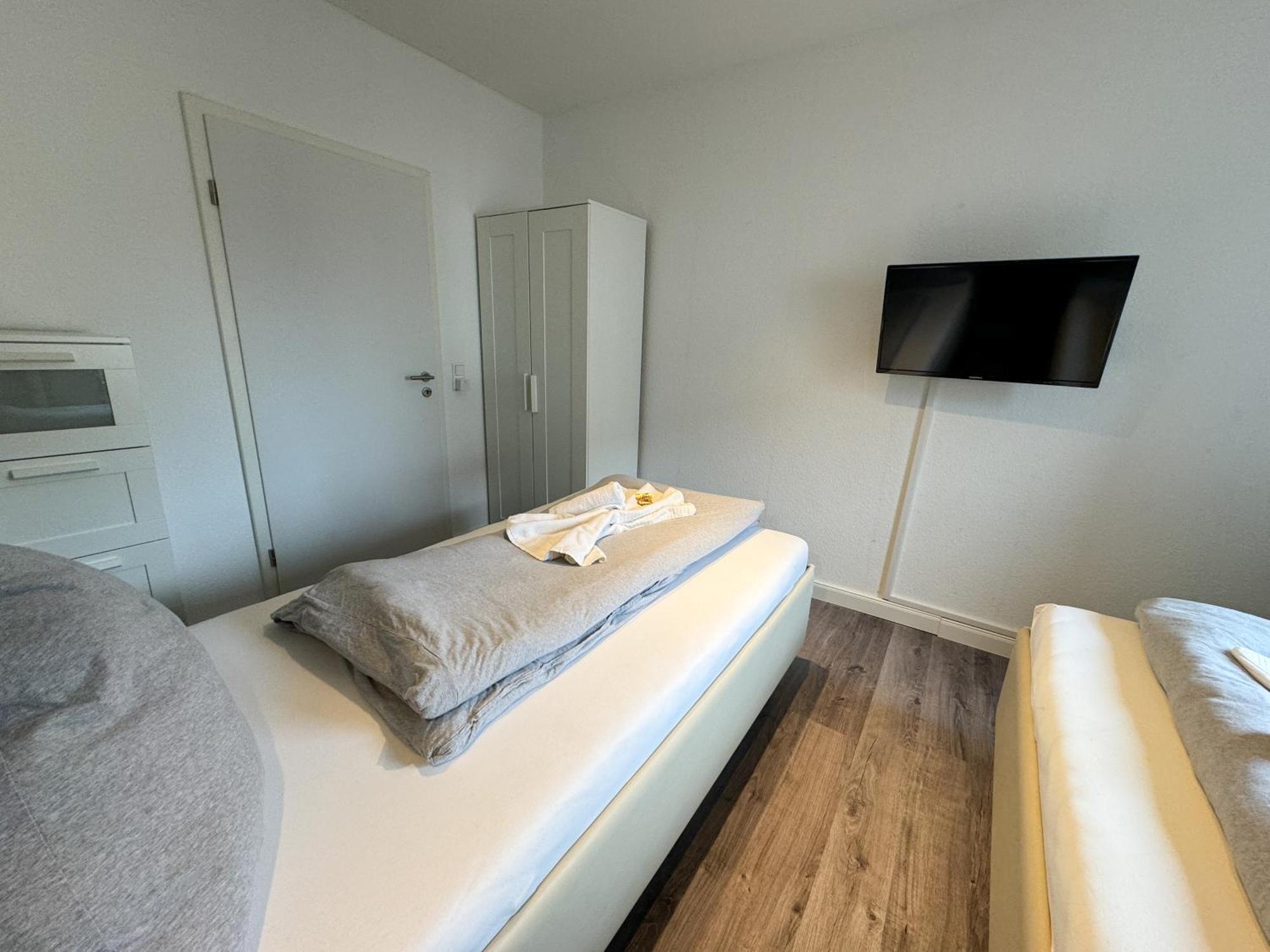 Wohnung Fuer 5 Gaeste Grosse Kueche Messe- Und Citynah Hanovra Exterior foto